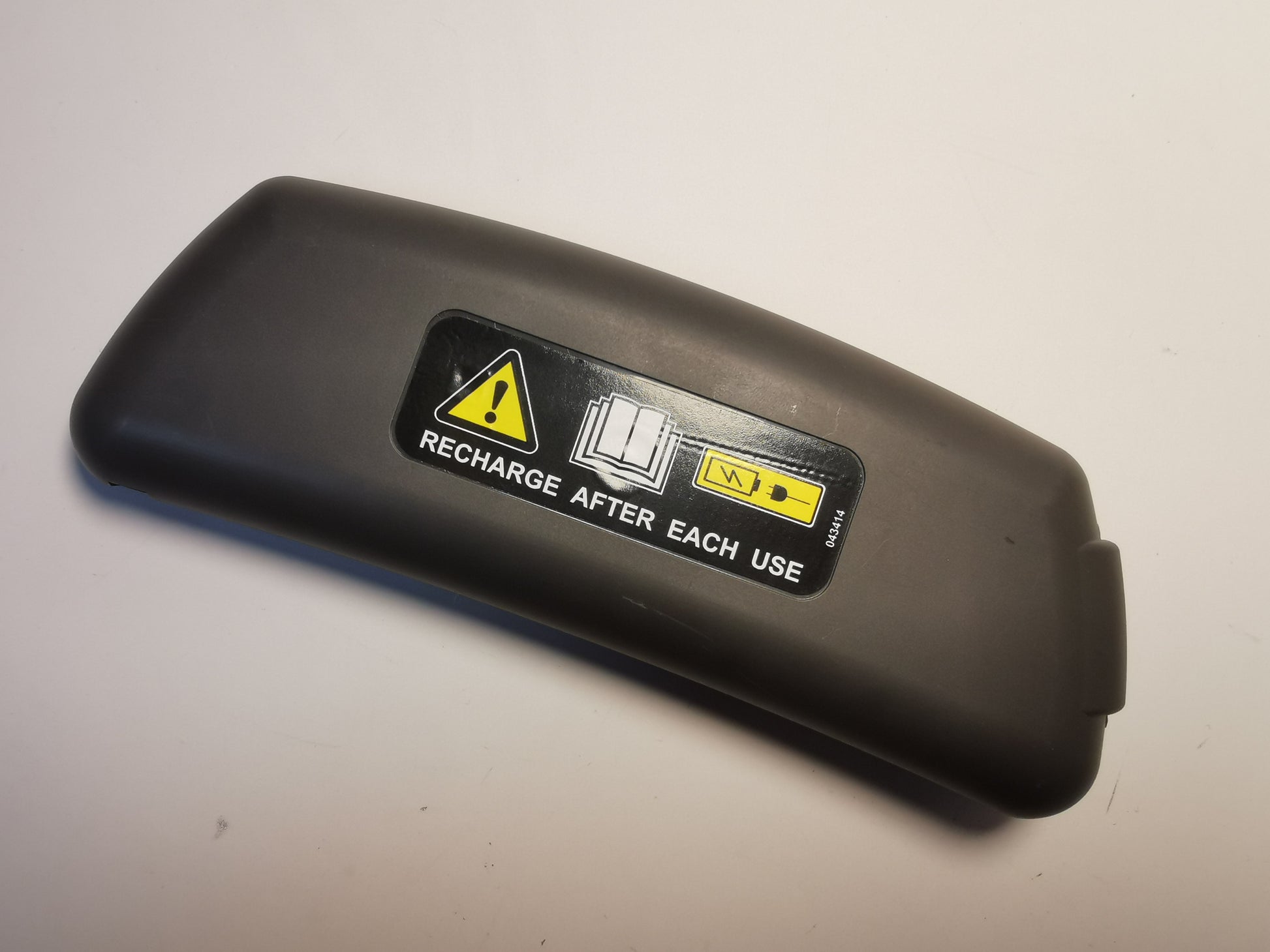 3M Adflo 837630 Replacement Battery for 90029100 35-1099-07 Series 