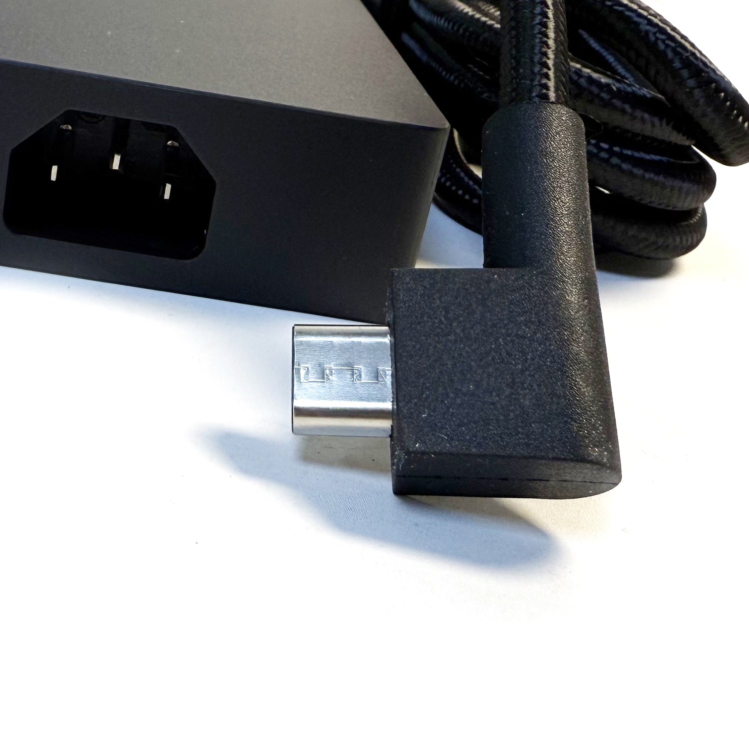 New Genuine RC30-0484 330W Adapter for Razer Blade 18 i9-13950HX | 19.5V 16.92A