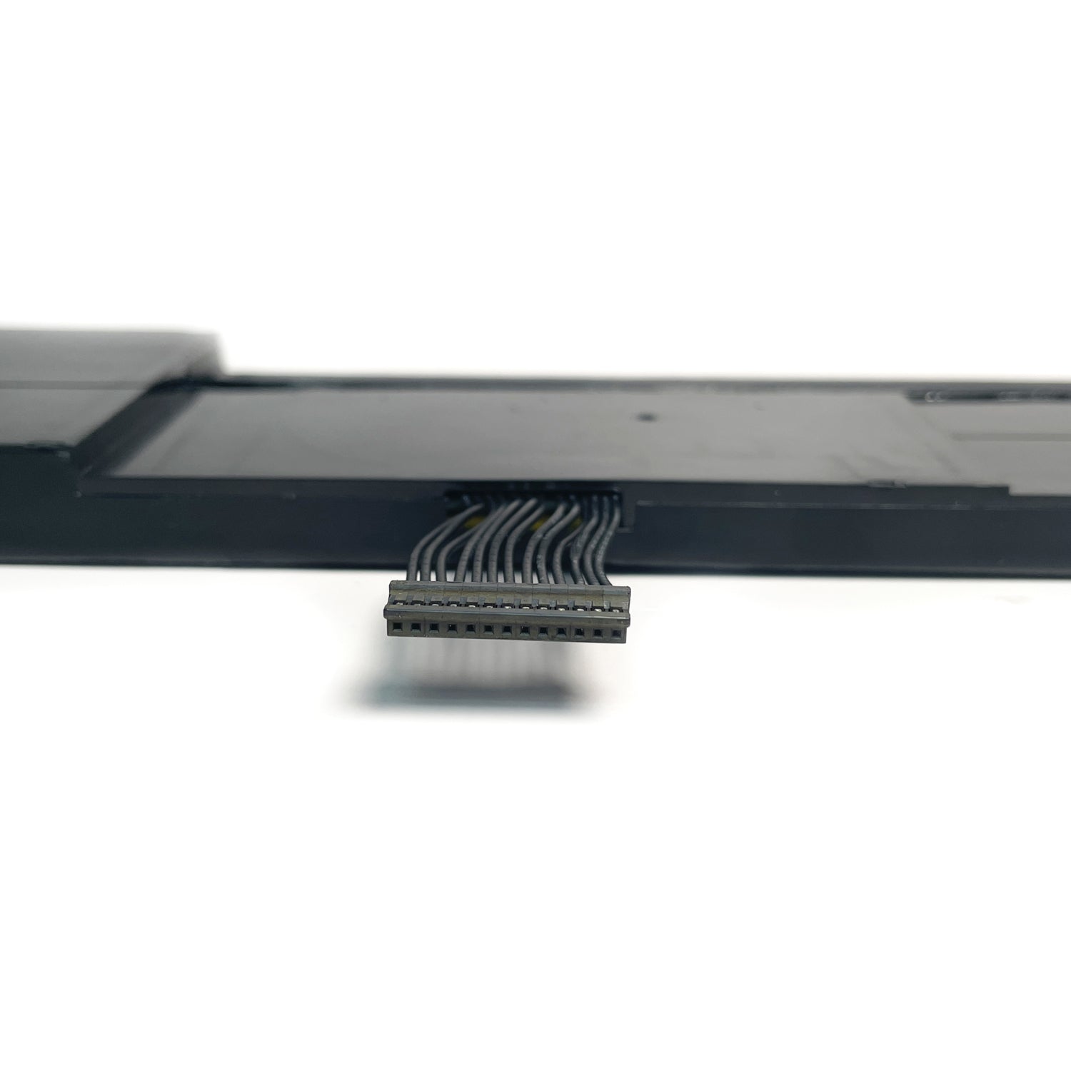 GKIDT-00-13-3S2P-0 Laptop Battery for Eluktronics MAG-15 & XPG Xenia 15 | 93.48Wh