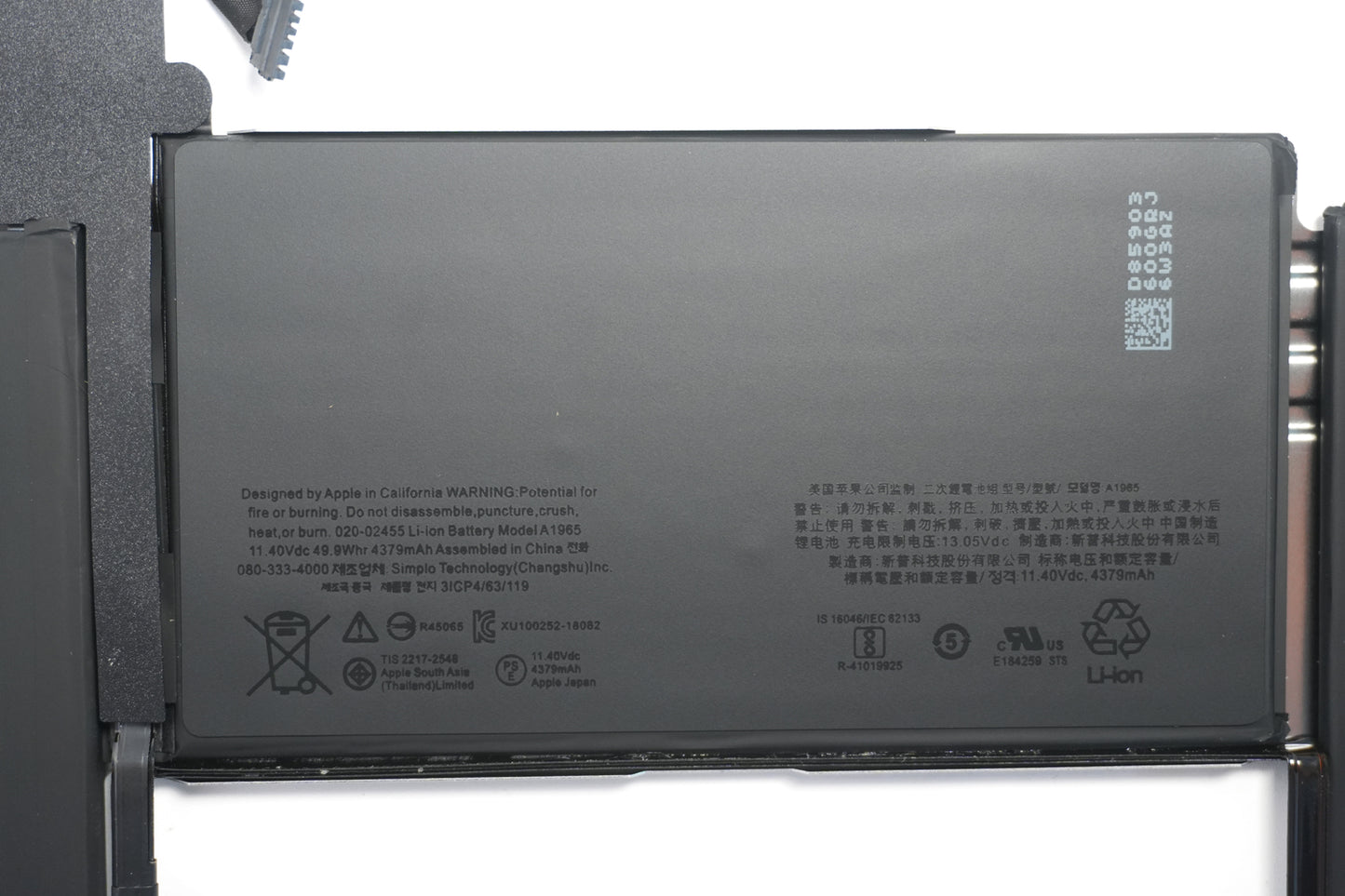 A1965 Laptop Battery for MacBook Air 13" Retina A1932 (2018 2019, Early 2020) A2179 EMC 3184 3302 MacBook Air8,1 8,2 9,1 MRE82 MRE92 MVFH2 MWTJ2 MVH22 MVFM2 MVFK2 MREE2 MREC2 MREA2 MREF2 MUQT2 MUQU2