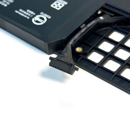 Genuine RC30-0484 Laptop Battery Replacement for Razer Blade 18 2023 RZ09-0484X 2024 RZ09-0509 Serie for Razer Blade 18" (2023) RZ09-0484x RC30-04840200-B3U1 Series RZ09-0484 15.4V 91.7Wh 5955mAh